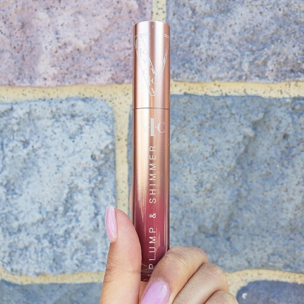 Plump & Shimmer Lip Gloss